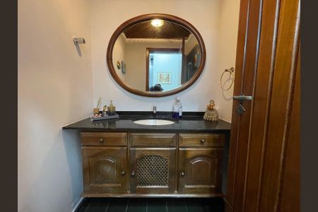 Casa à venda com 540m², 7 quartos e 6 vagasBanheiro 2