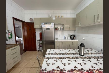 Casa à venda com 540m², 7 quartos e 6 vagasCozinha