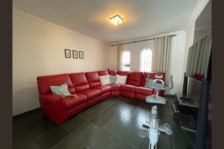 Casa à venda com 540m², 7 quartos e 6 vagasSala de TV