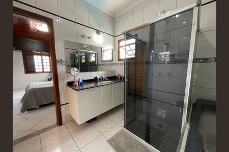 Casa à venda com 540m², 7 quartos e 6 vagasBanheiro 5