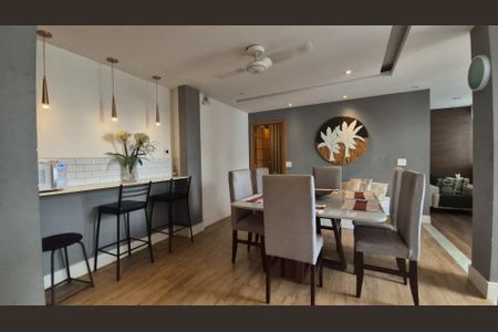 Apartamento para alugar com 55m², 2 quartos e 1 vagaSala 