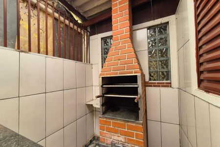 Casa para alugar com 100m², 2 quartos e 2 vagasÁrea comum - Churrasqueira