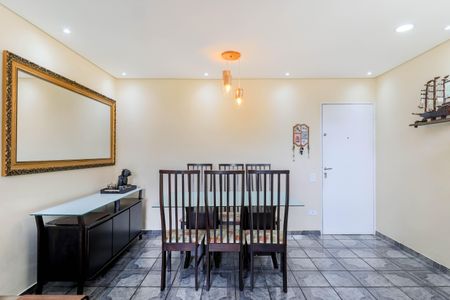 Sala de apartamento para alugar com 2 quartos, 60m² em Jardim Santa Josefina, São Paulo