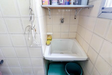 Apartamento para alugar com 60m², 2 quartos e 1 vagaÁrea de Serviço