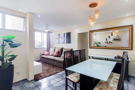 Sala de apartamento para alugar com 2 quartos, 60m² em Jardim Santa Josefina, São Paulo