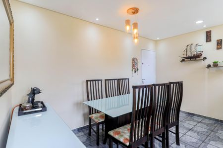 Apartamento para alugar com 60m², 2 quartos e 1 vagaSala