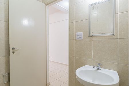 Banheiro de kitnet/studio para alugar com 1 quarto, 30m² em Bela Vista, São Paulo