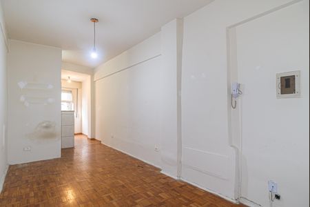 Quarto de kitnet/studio para alugar com 1 quarto, 30m² em Santa Cecilia, São Paulo