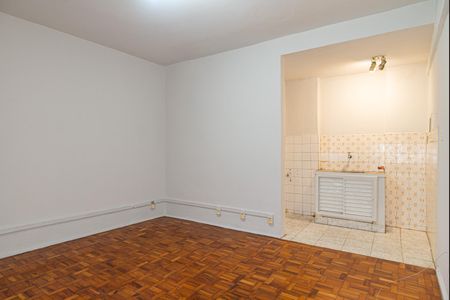 Quarto de kitnet/studio para alugar com 1 quarto, 30m² em Santa Cecilia, São Paulo