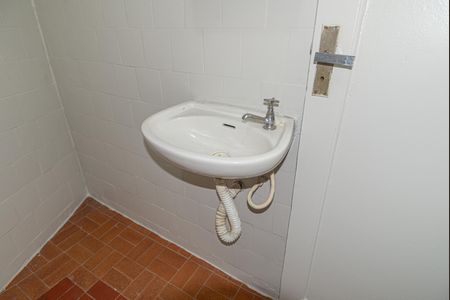 Banheiro de kitnet/studio para alugar com 1 quarto, 30m² em Santa Cecilia, São Paulo