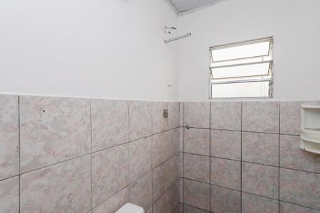 Banheiro de casa à venda com 1 quarto, 55m² em Vila Ede, São Paulo