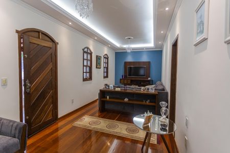 Sala de casa à venda com 4 quartos, 360m² em Casa Branca, Belo Horizonte