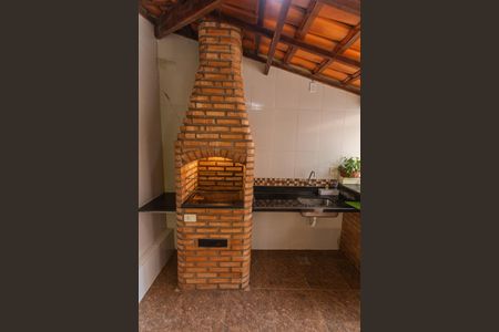 Casa à venda com 360m², 4 quartos e 9 vagas Casa à venda com 360m², 4 quartos e 9 vagasÁrea da Churrasqueira