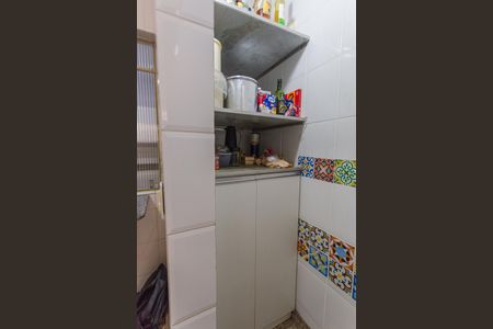 Casa à venda com 360m², 4 quartos e 9 vagas Casa à venda com 360m², 4 quartos e 9 vagasDespensa da Área de Serviço