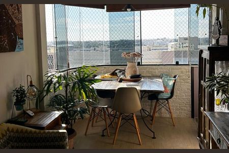 Sala de apartamento para alugar com 3 quartos, 63m² em Recreio dos Bandeirantes, Rio de Janeiro