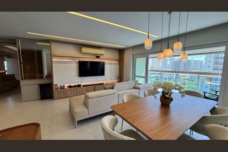 Sala de apartamento à venda com 3 quartos, 206m² em Barra da Tijuca, Rio de Janeiro