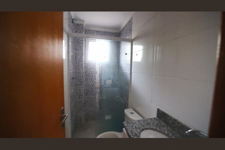 Apartamento para alugar com 39m², 2 quartos e sem vaga Apartamento para alugar com 39m², 2 quartos e sem vagaBanheiro