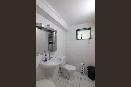 Casa à venda com 350m², 4 quartos e 8 vagasBanheiro do Espaço Gourmet