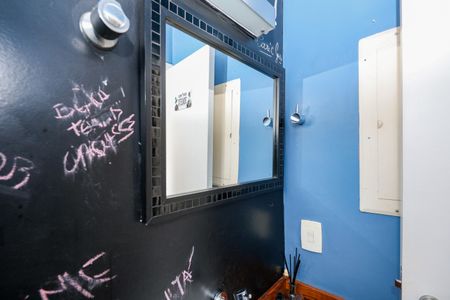 Lavabo de casa de condomínio à venda com 2 quartos, 140m² em Real Parque, São Paulo