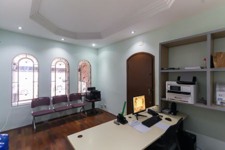 Sala de casa para alugar com 3 quartos, 250m² em Vila Bertioga, São Paulo