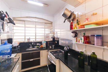 Casa para alugar com 250m², 3 quartos e 2 vagas Casa para alugar com 250m², 3 quartos e 2 vagasCozinha