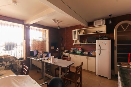 Casa para alugar com 250m², 3 quartos e 2 vagas Casa para alugar com 250m², 3 quartos e 2 vagasÁrea comum