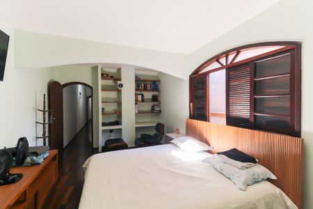 Casa para alugar com 250m², 3 quartos e 2 vagas Casa para alugar com 250m², 3 quartos e 2 vagasQuarto 3 - Suíte