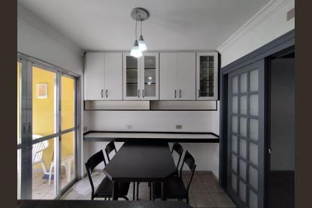 Casa para alugar com 180m², 3 quartos e 3 vagasCozinha - Armários