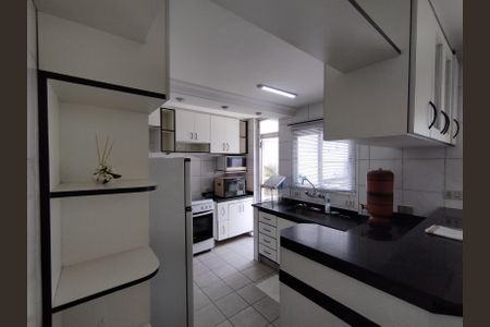 Casa para alugar com 180m², 3 quartos e 3 vagasCozinha - Armários