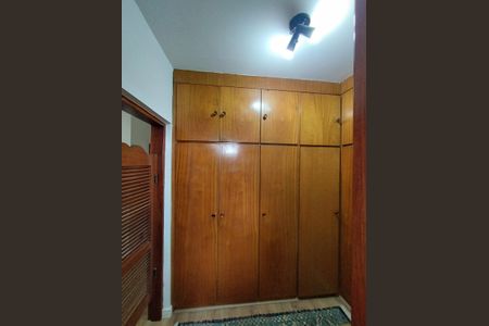 Casa para alugar com 180m², 3 quartos e 3 vagasCloset da suíte