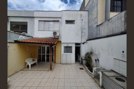 Casa para alugar com 180m², 3 quartos e 3 vagasQuintal 