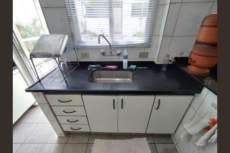 Casa para alugar com 180m², 3 quartos e 3 vagasCozinha - Armários