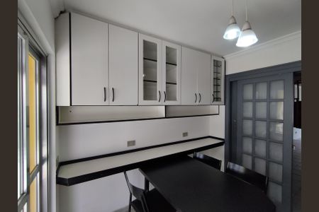 Casa para alugar com 180m², 3 quartos e 3 vagasCozinha - Armários