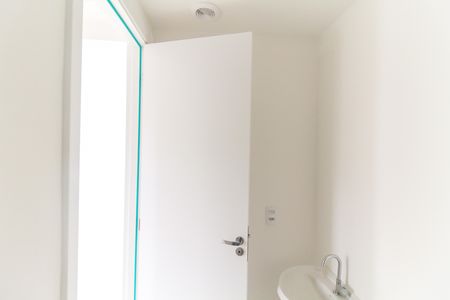 Apartamento para alugar com 35m², 2 quartos e sem vaga Apartamento para alugar com 35m², 2 quartos e sem vagaBanheiro