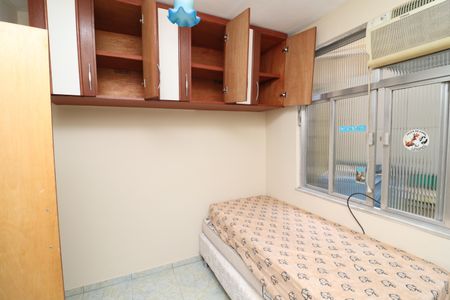 Quarto 1 de casa para alugar com 2 quartos, 92m² em Galeão, Rio de Janeiro