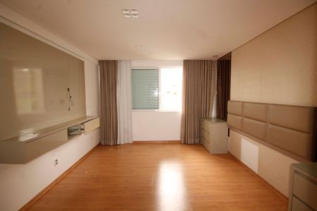 Apartamento para alugar com 174m², 4 quartos e 3 vagasquarto 4