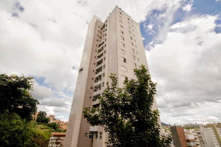 Apartamento para alugar com 174m², 4 quartos e 3 vagasFachada