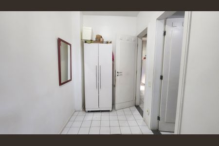 Apartamento para alugar com 330m², 4 quartos e 6 vagasQuarto de serviço 