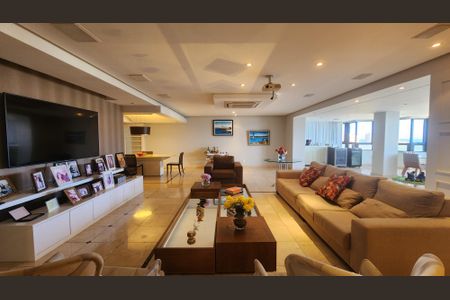 Sala  de apartamento para alugar com 4 quartos, 330m² em Rio Vermelho, Salvador