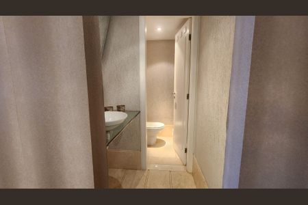 Apartamento para alugar com 330m², 4 quartos e 6 vagasBanheiro Social 