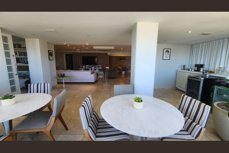 Apartamento para alugar com 330m², 4 quartos e 6 vagasSala 