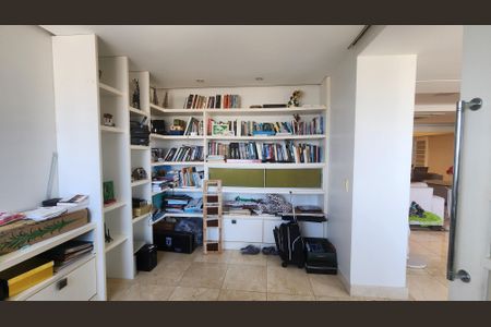 Apartamento para alugar com 330m², 4 quartos e 6 vagasGabinete 