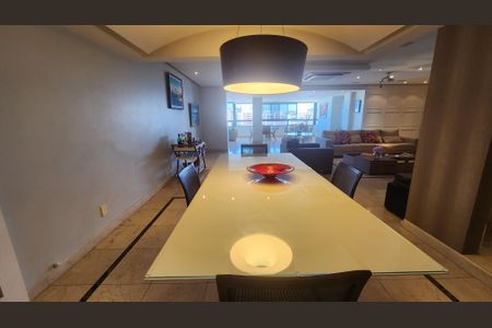 Apartamento para alugar com 330m², 4 quartos e 6 vagasSala 