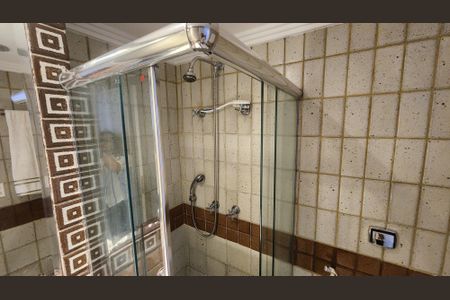 Apartamento para alugar com 330m², 4 quartos e 6 vagasBanheiro Suíte 2