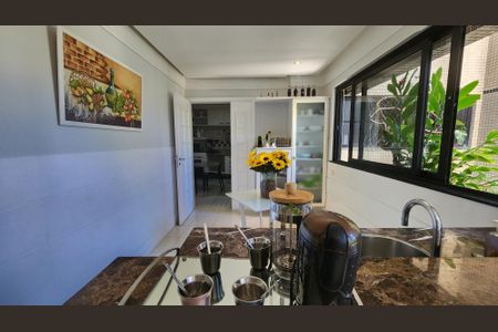 Apartamento para alugar com 330m², 4 quartos e 6 vagasCozinha 