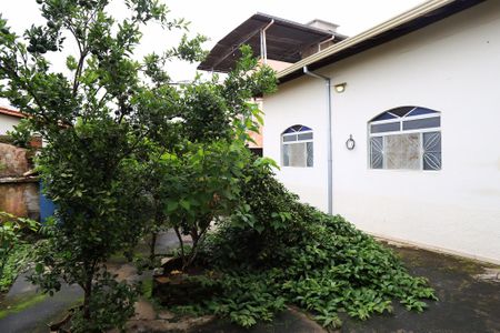 Casa para alugar com 132m², 3 quartos e 6 vagasÁrea externa