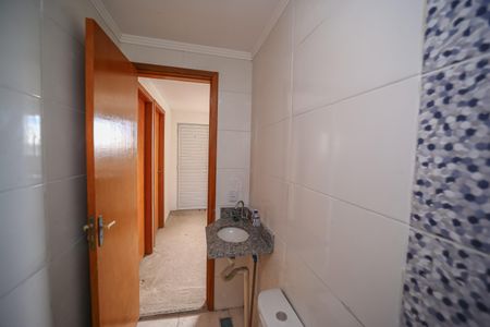Banheiro de apartamento para alugar com 2 quartos, 40m² em Parque Boturussu, São Paulo
