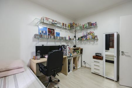 Casa à venda com 275m², 3 quartos e 4 vagasQuarto 2