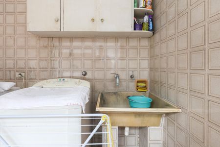 Casa à venda com 275m², 3 quartos e 4 vagasÁrea de Serviço