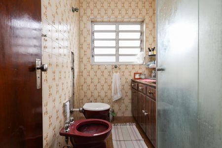 Casa à venda com 275m², 3 quartos e 4 vagasBanheiro da Suíte